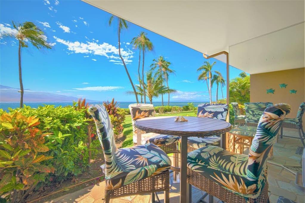 Stunning Maui Direct Ocean Front On The Beach, Walk To Beach From Condo, Watch Turtles, Whales, Ac In All Rooms Ocean View Pool And Spa Wailuku Экстерьер фото