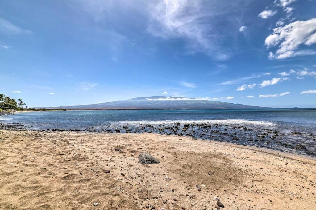Stunning Maui Direct Ocean Front On The Beach, Walk To Beach From Condo, Watch Turtles, Whales, Ac In All Rooms Ocean View Pool And Spa Wailuku Экстерьер фото